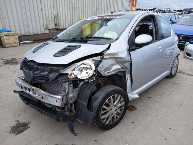 TOYOTA AYGO PLATI 2010