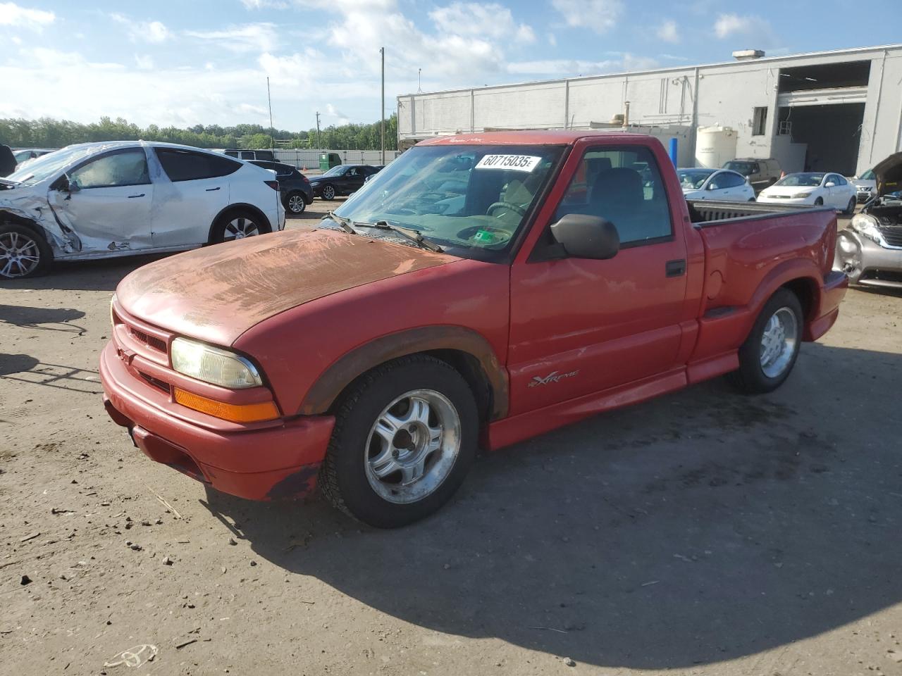 Fredericksburg, VA에서 판매 중인 2000 Chevrolet S Truck S10 - Rear End