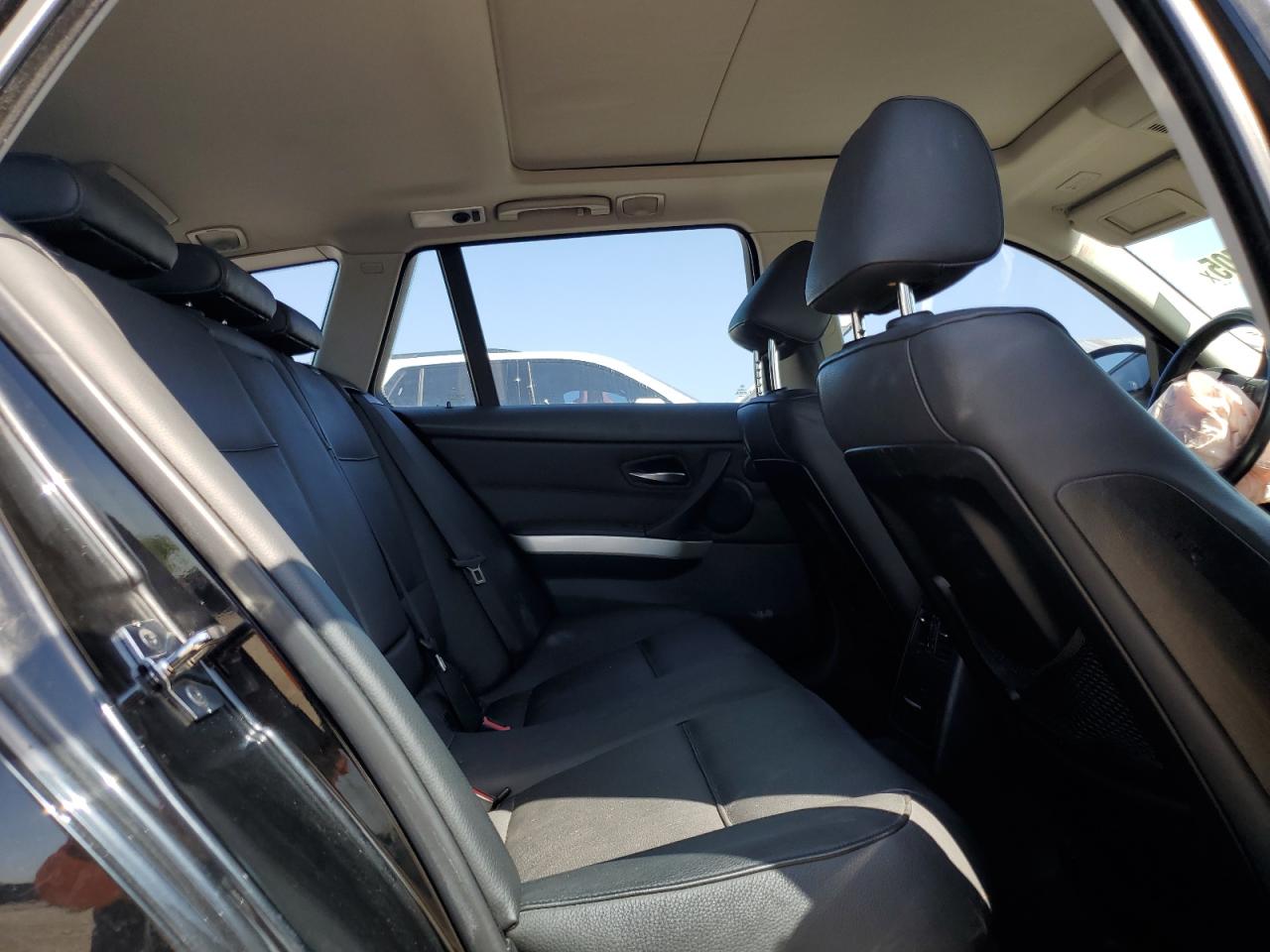 2007 BMW 328 Xit VIN: WBAVT73597FZ35583 Lot: 61479705