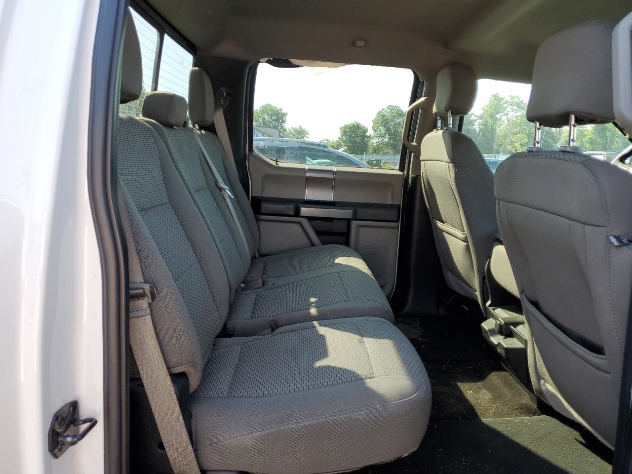 2018 Ford F150 Supercrew VIN: 1FTFW1E5XJFA89755 Lot: 61631995