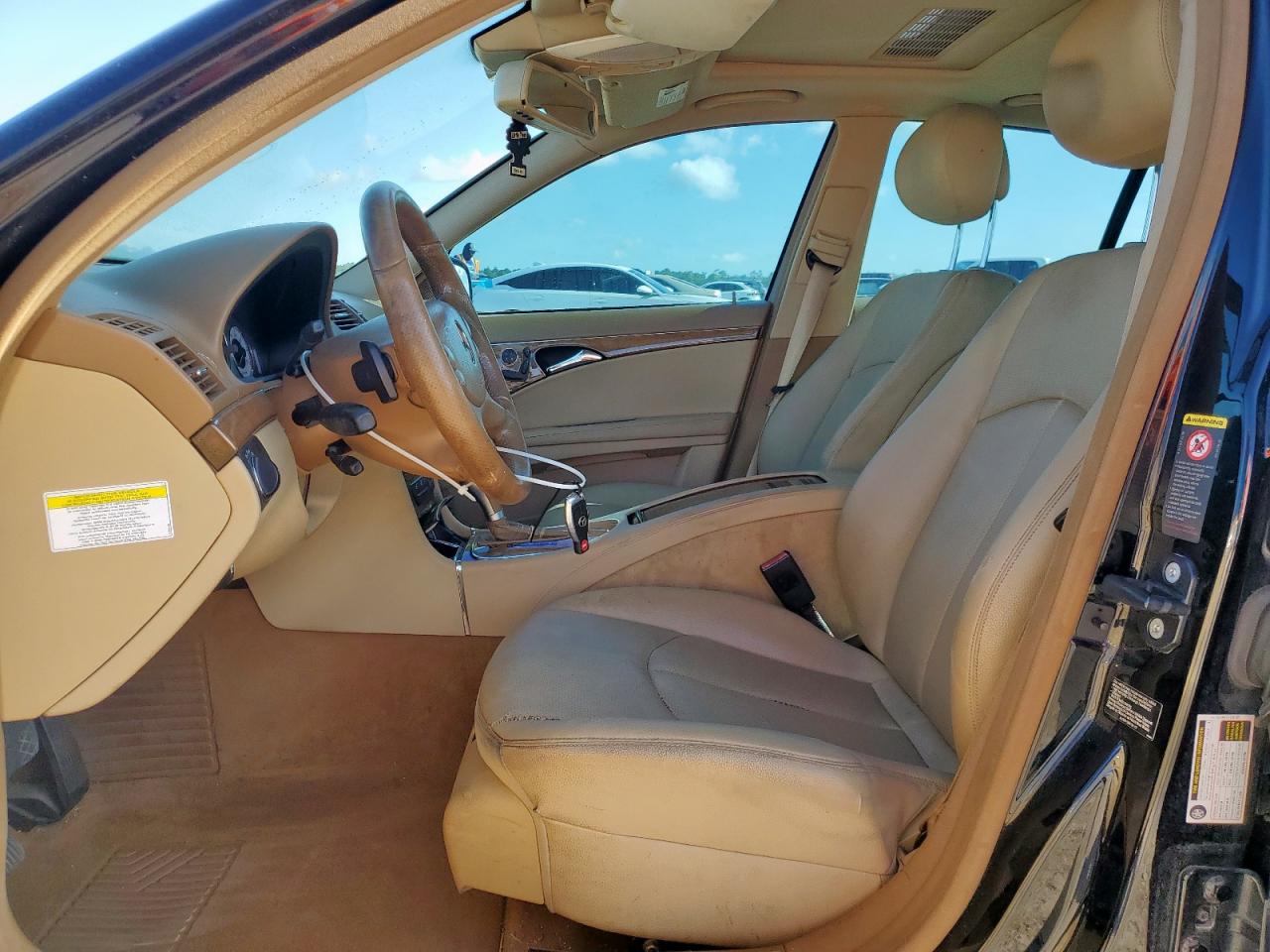 MERCEDES-BENZ E-CLASS 2009 VIN WDBUF56X99B423077 photo 7