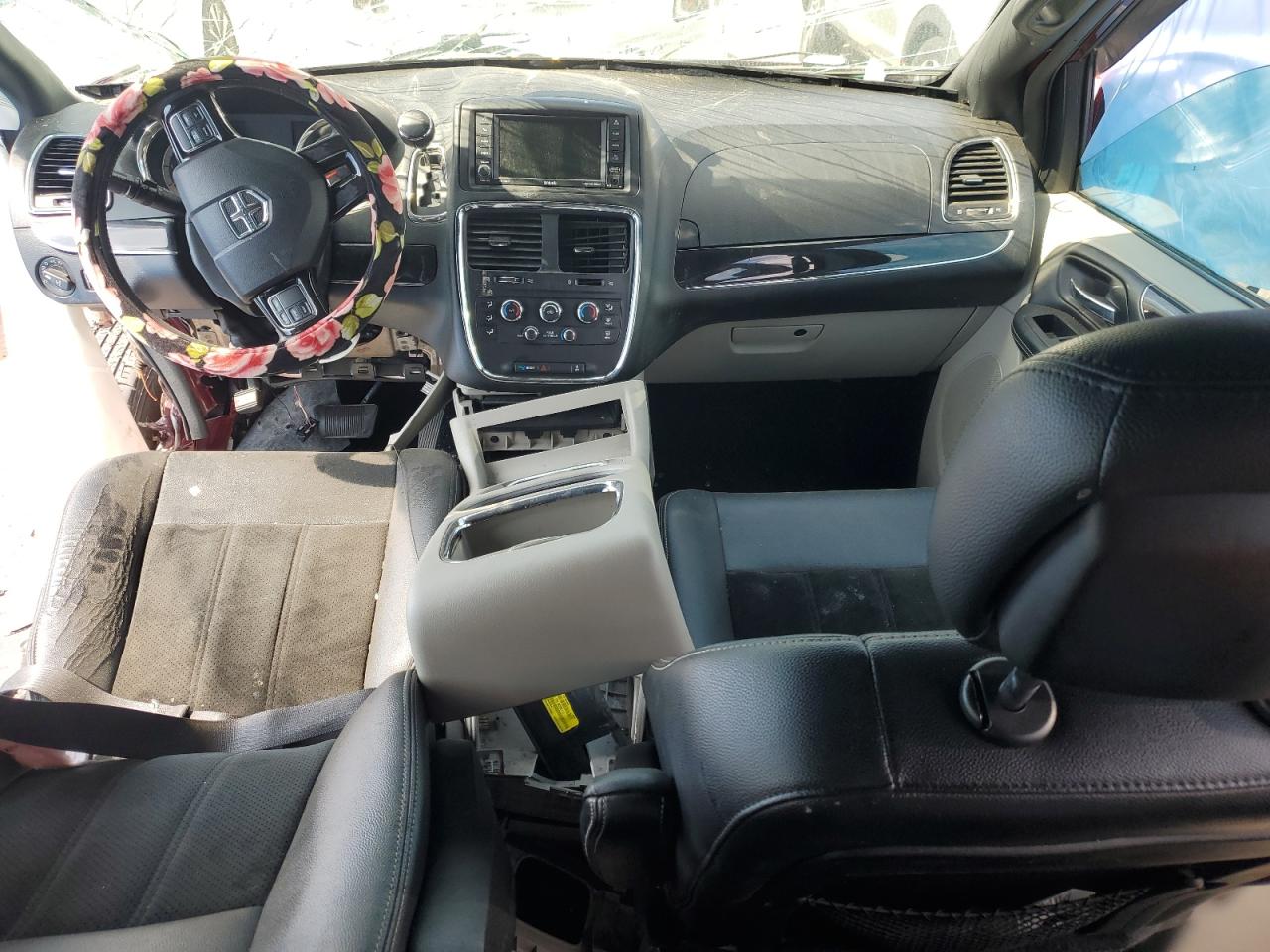 2C4RDGCGXJR265965 2018 Dodge Grand Caravan Sxt