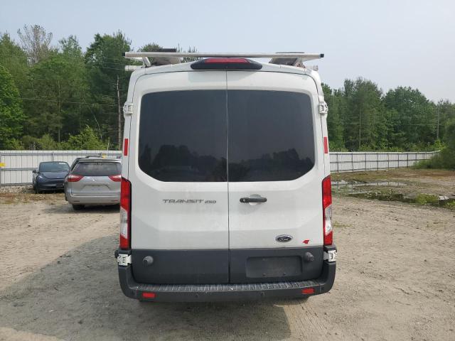  FORD TRANSIT 2018 Biały