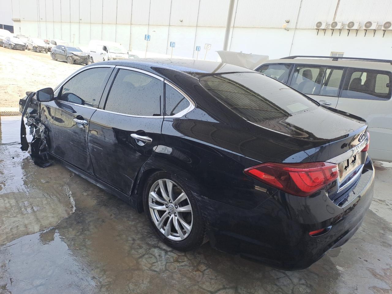 JNKBY1AP3JM370029 - 2018 Infi Q70 - #61703645