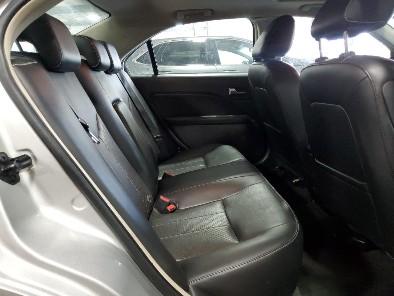 2010 Mercury Milan Premier VIN: 3MEHM0JG2AR664657 Lot: 63073025