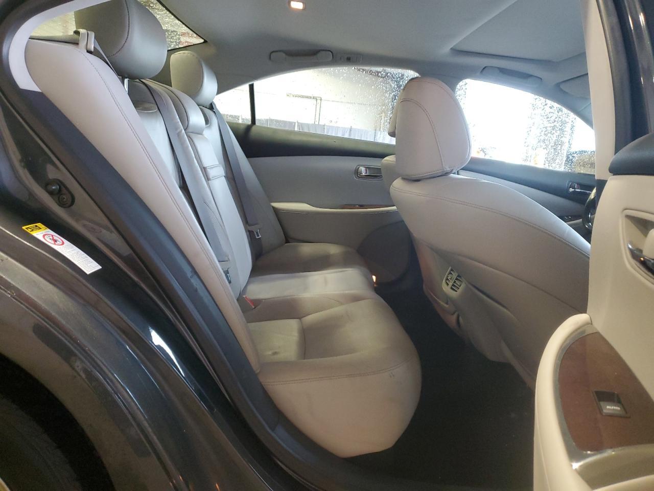 2010 Lexus Es 350 VIN: JTHBK1EG8A2369868 Lot: 61218395