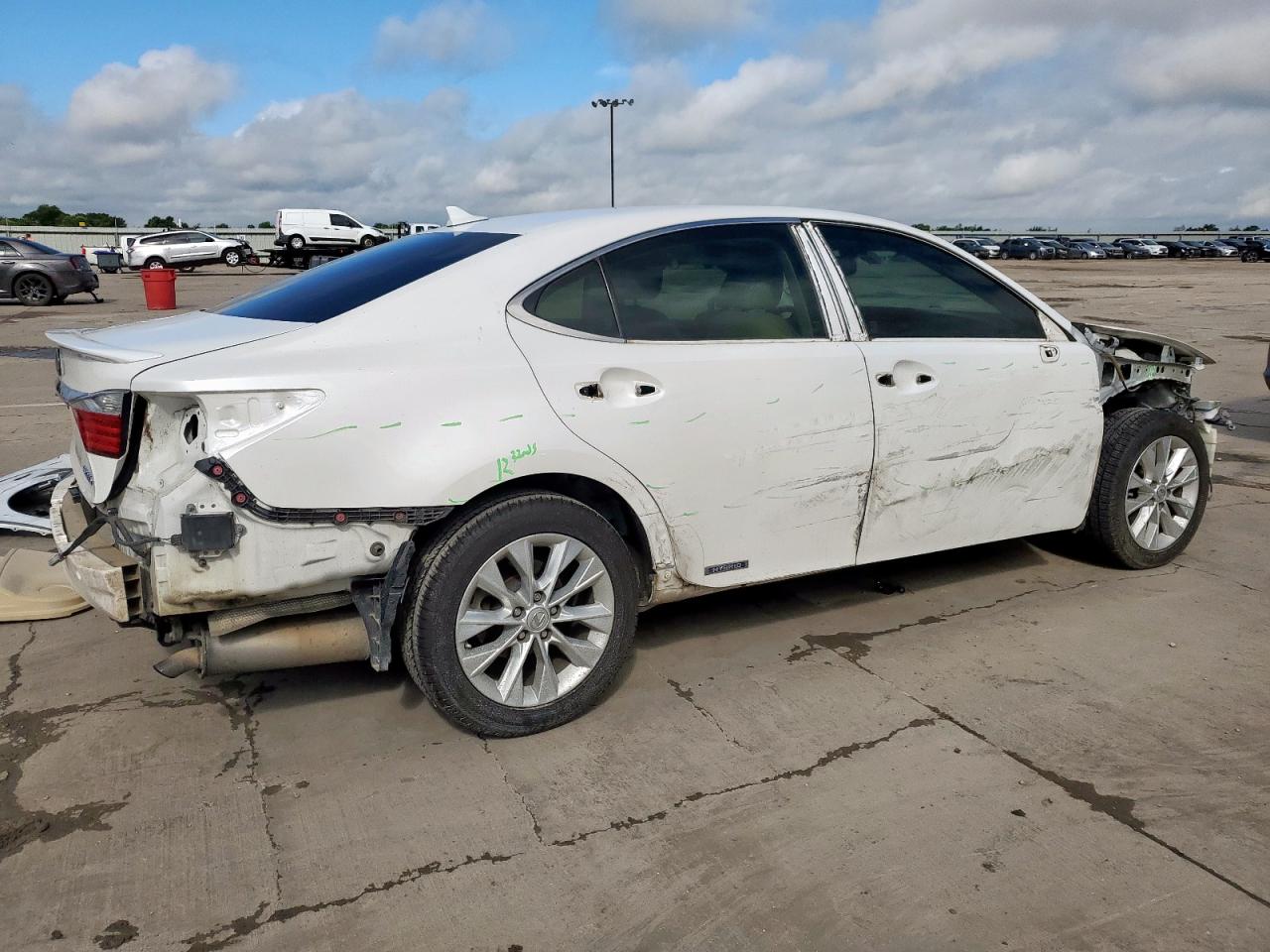 LEXUS ES300 2014 VIN JTHBW1GG0E2059169 zdjęcie 3