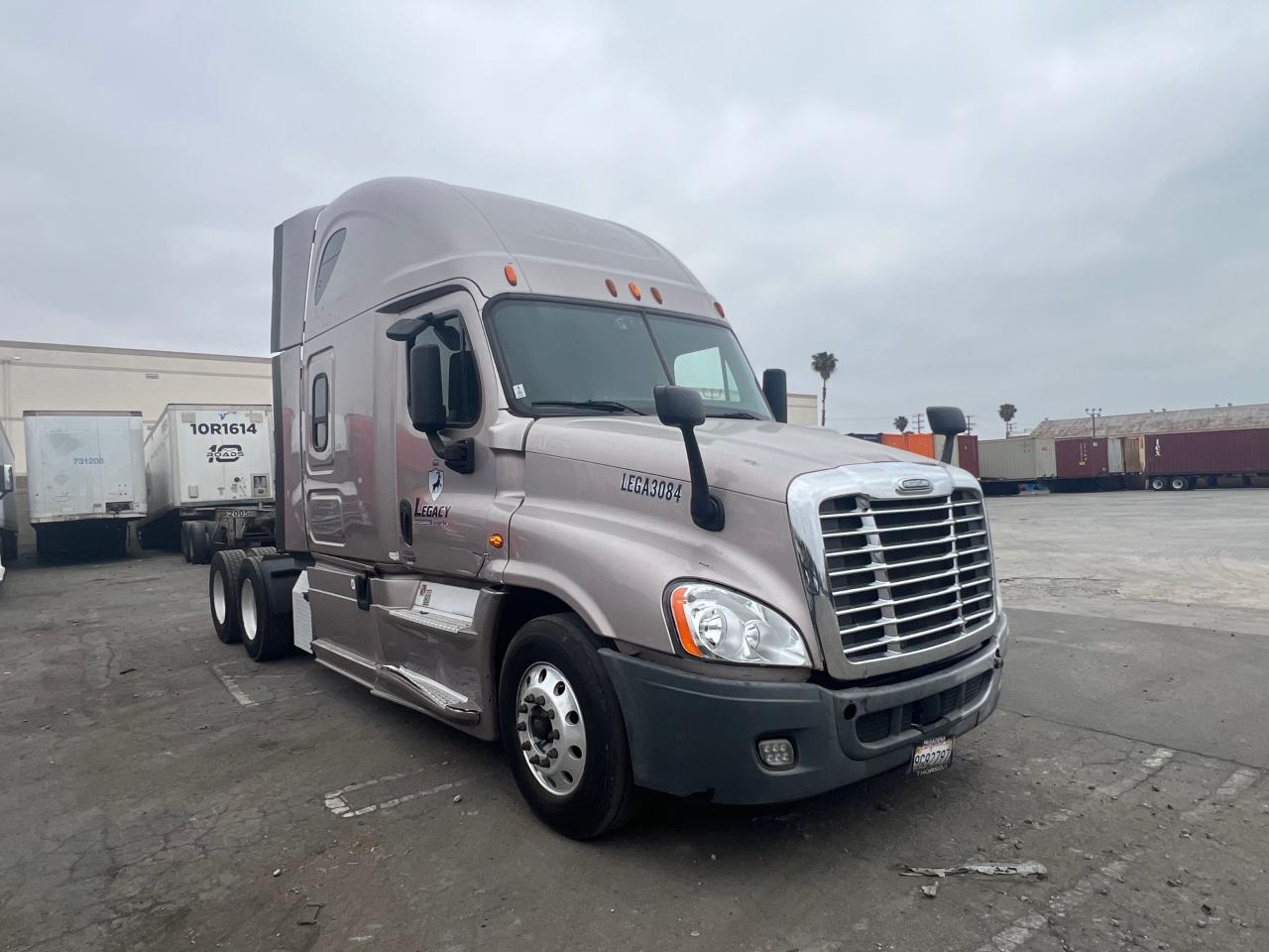 2015 Freightliner Cascadia 125 للبيع في Wilmington، CA - Mechanical