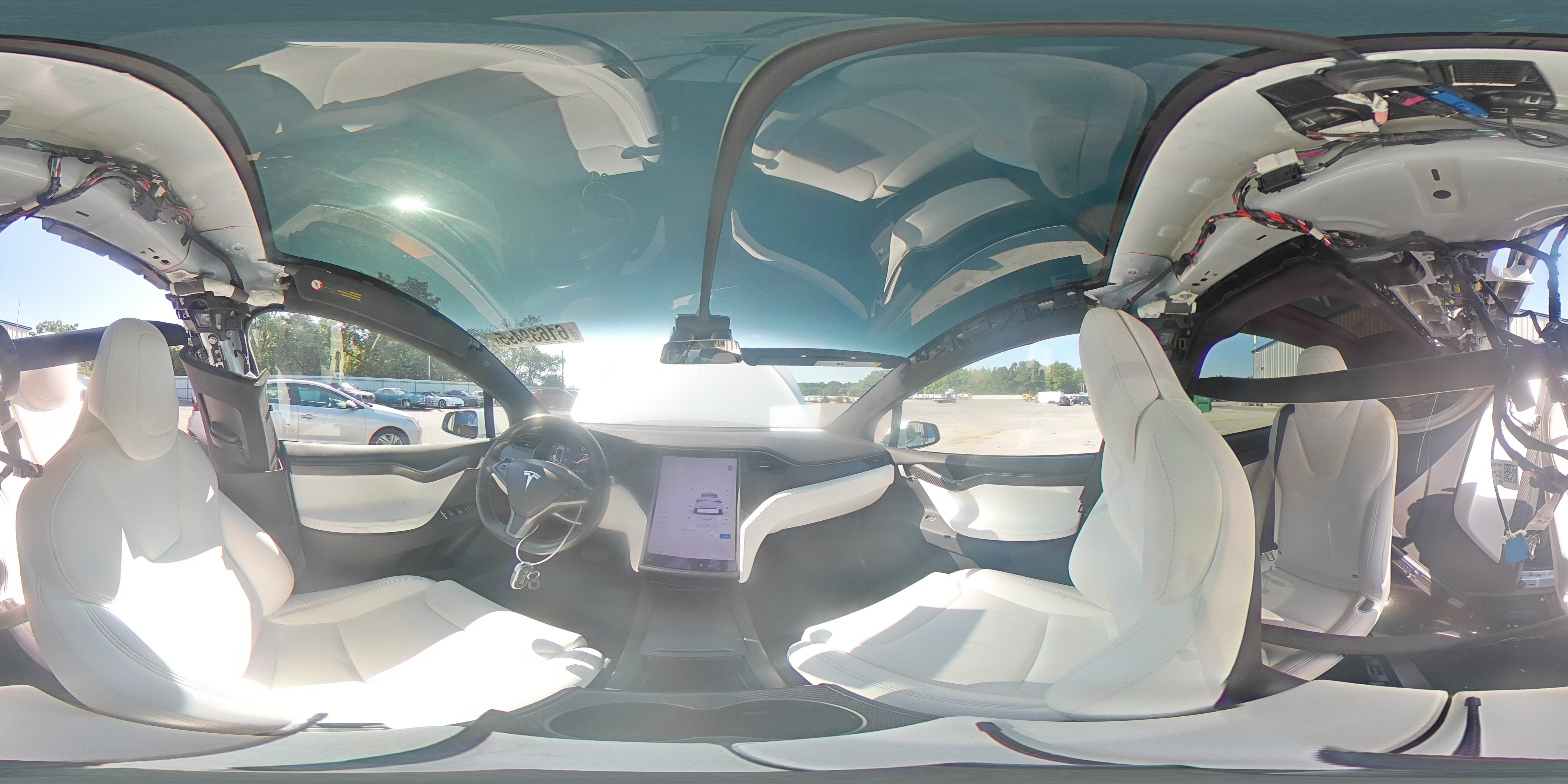 2018 Tesla Model X VIN: 5YJXCBE21JF122333 Lot: 61639495