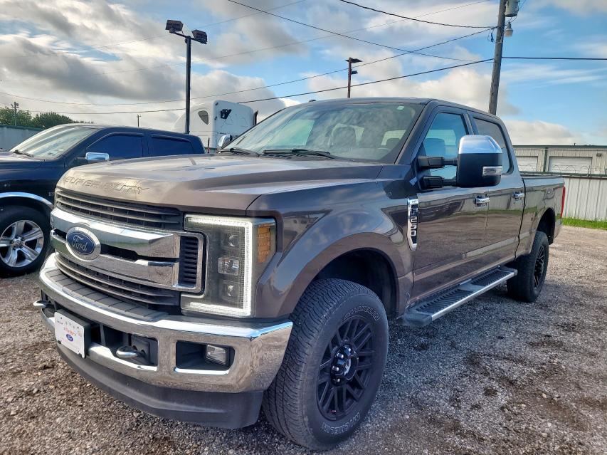 Pickups FORD F250 2017 Brązowy