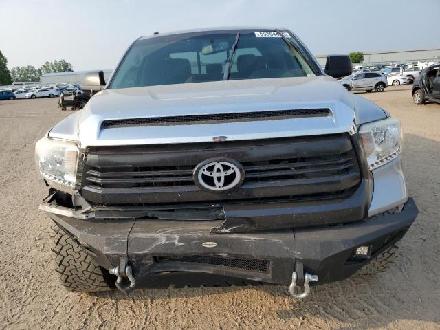 TOYOTA TUNDRA 2016 Сріблястий