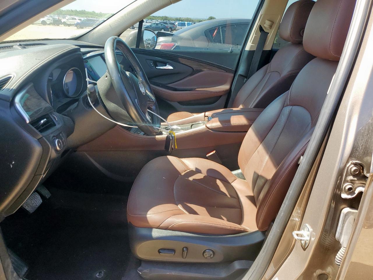 2018 Buick Envision Essence VIN: LRBFX1SA1JD055597 Lot: 61259875