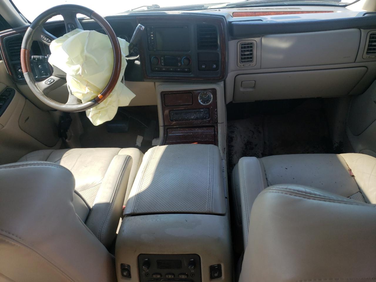 2005 Cadillac Escalade Luxury VIN: 1GYEK63N25R163062 Lot: 61585005
