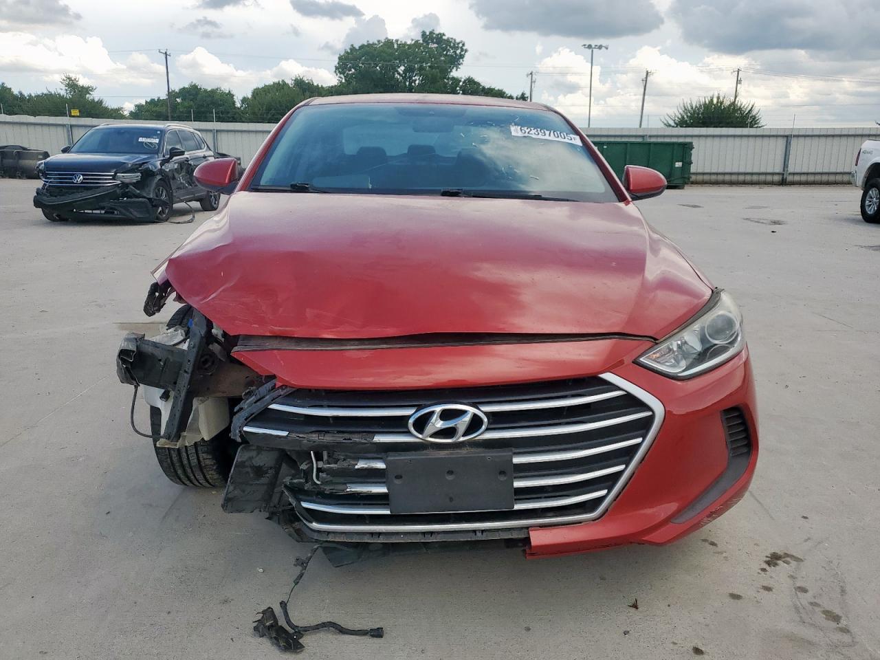 HYUNDAI ELANTRA 2017 VIN 5NPD84LF6HH009401 фото 5