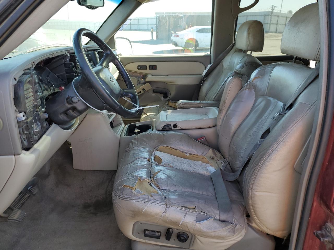2002 Chevrolet Suburban K1500 VIN: 1GNFK16T52J325761 Lot: 60925735
