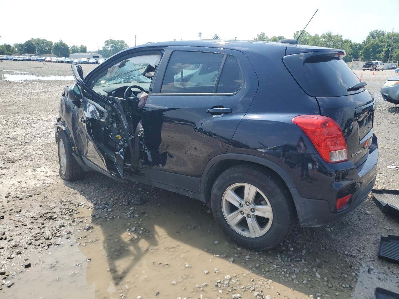 CHEVROLET TRAX 2021 VIN KL7CJNSB7MB319277 zdjęcie 2