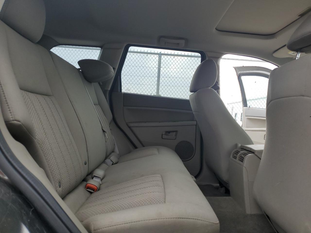 2006 Jeep Grand Cherokee Laredo VIN: 1J4HR48N96C265002 Lot: 60872245