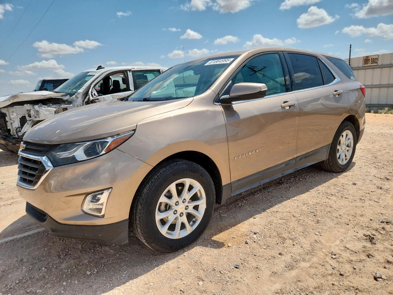 2GNAXSEV1J6232218 CHEVROLET EQUINOX Photo 1