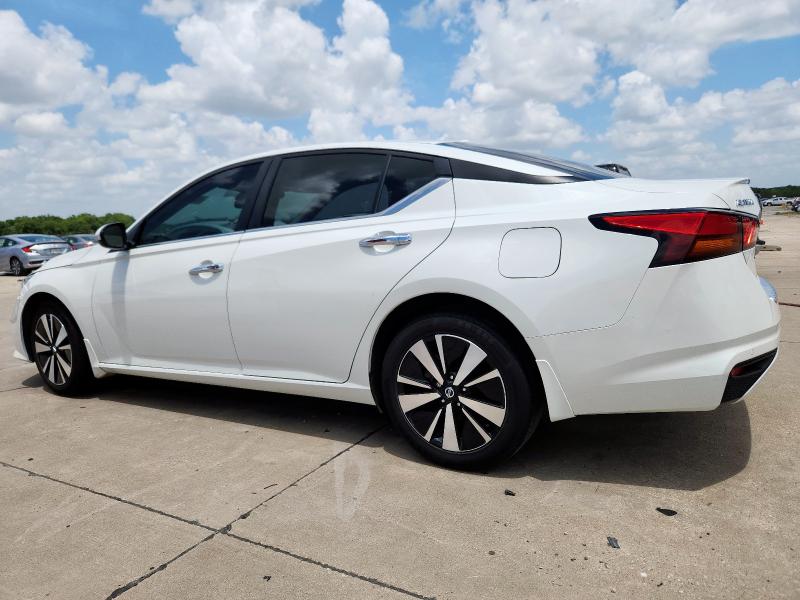  NISSAN ALTIMA 2022 Белы