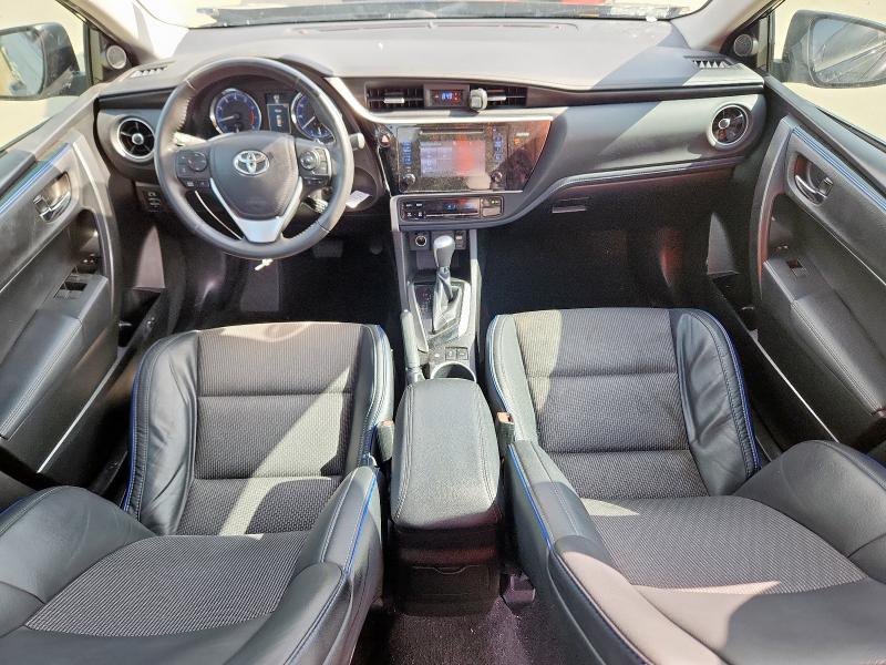  TOYOTA COROLLA 2017 Czarny