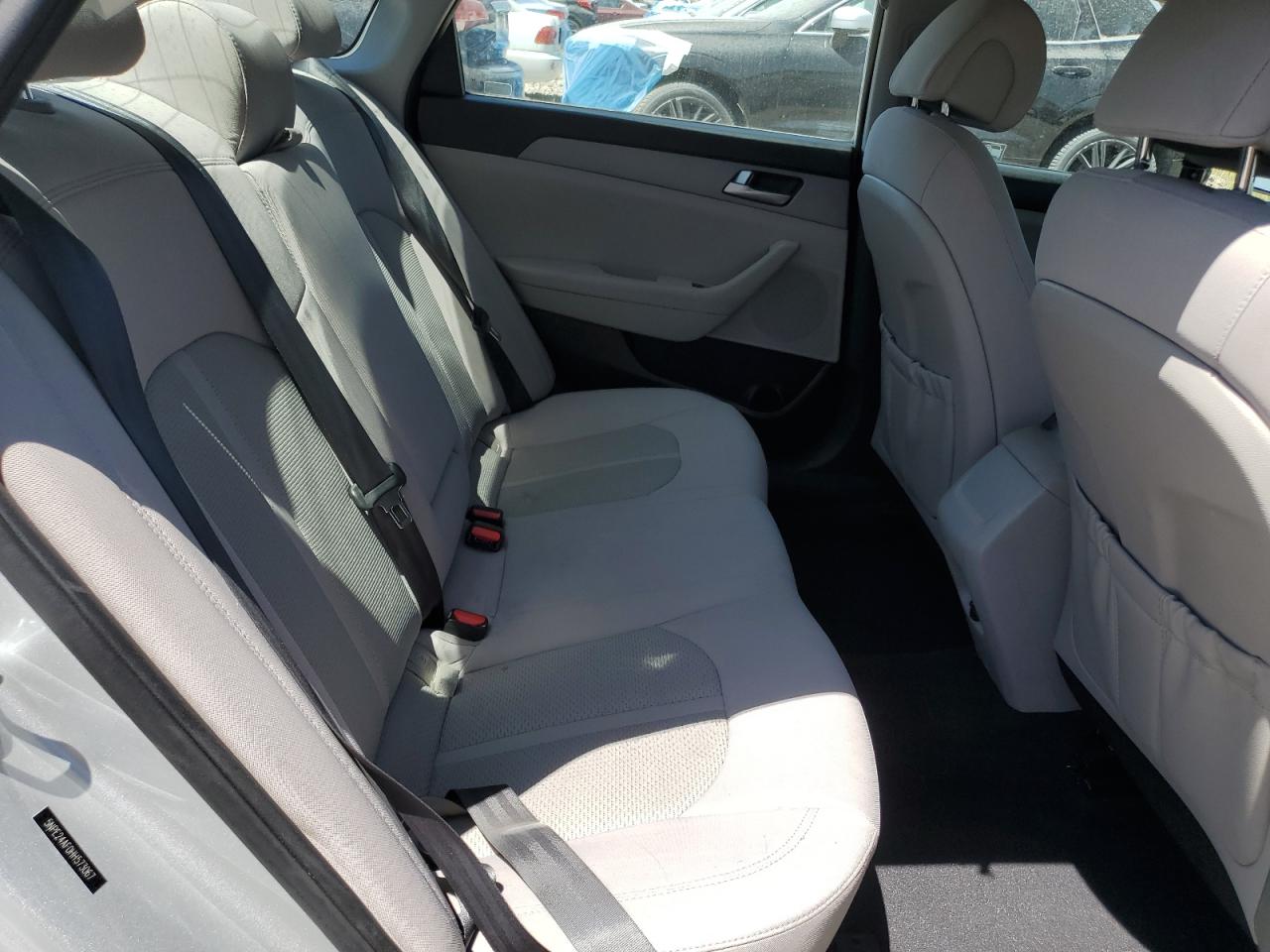 2017 Hyundai Sonata Se VIN: 5NPE24AF0HH573067 Lot: 61855295