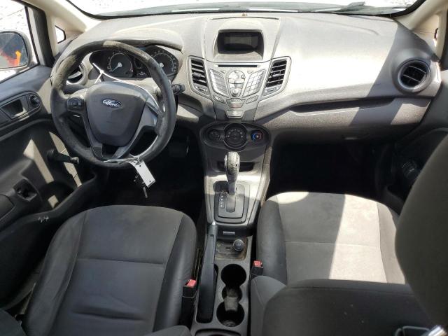  FORD FIESTA 2017 Белы