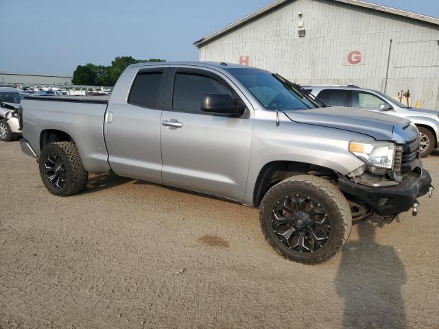  TOYOTA TUNDRA 2016 Сріблястий
