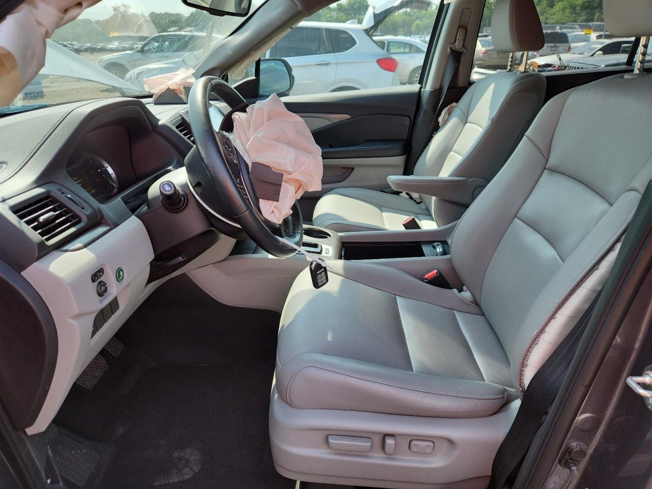 2016 Honda Pilot Exln VIN: 5FNYF6H75GB095284 Lot: 62220135