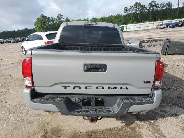  TOYOTA TACOMA 2018 Серый
