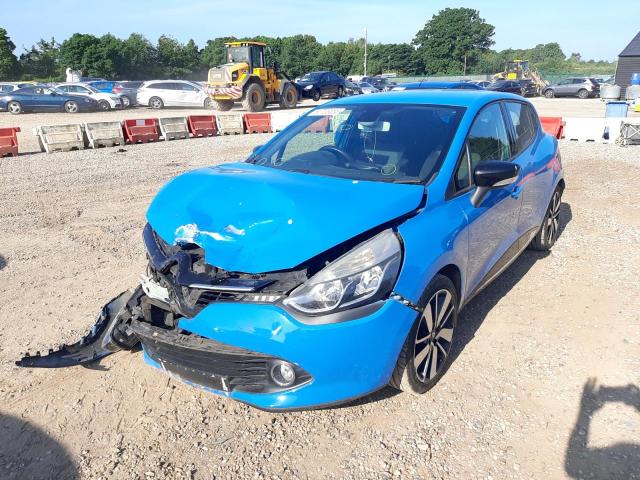 RENAULT CLIO D-QUE 2013