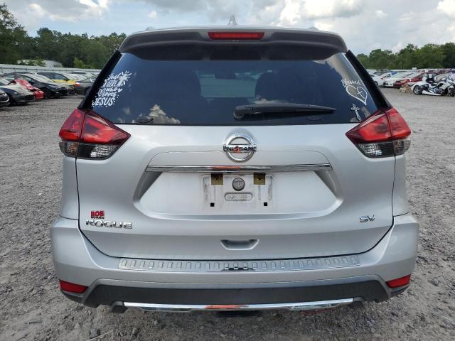  NISSAN ROGUE 2018 Серебристый