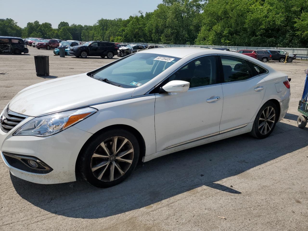 2016 Hyundai Azera продається в Ellwood City, PA - Mechanical