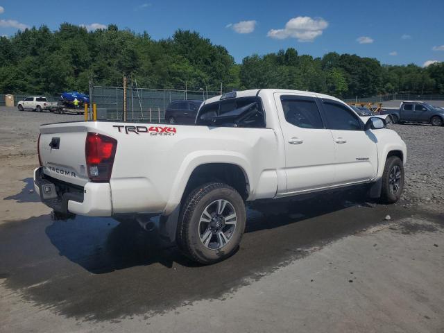  TOYOTA TACOMA 2018 White