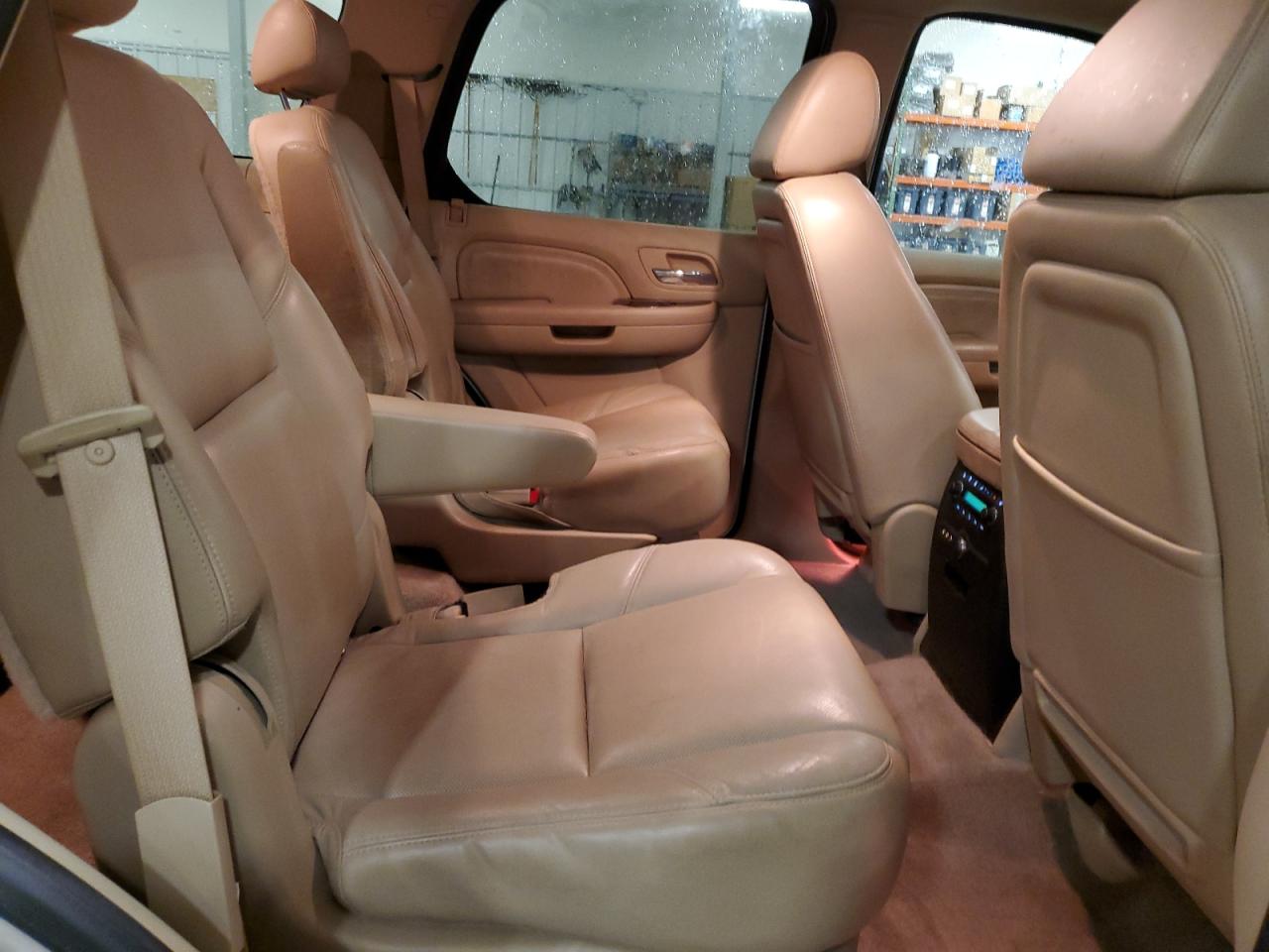 2009 Cadillac Escalade Luxury VIN: 1GYFK23299R206269 Lot: 62164745