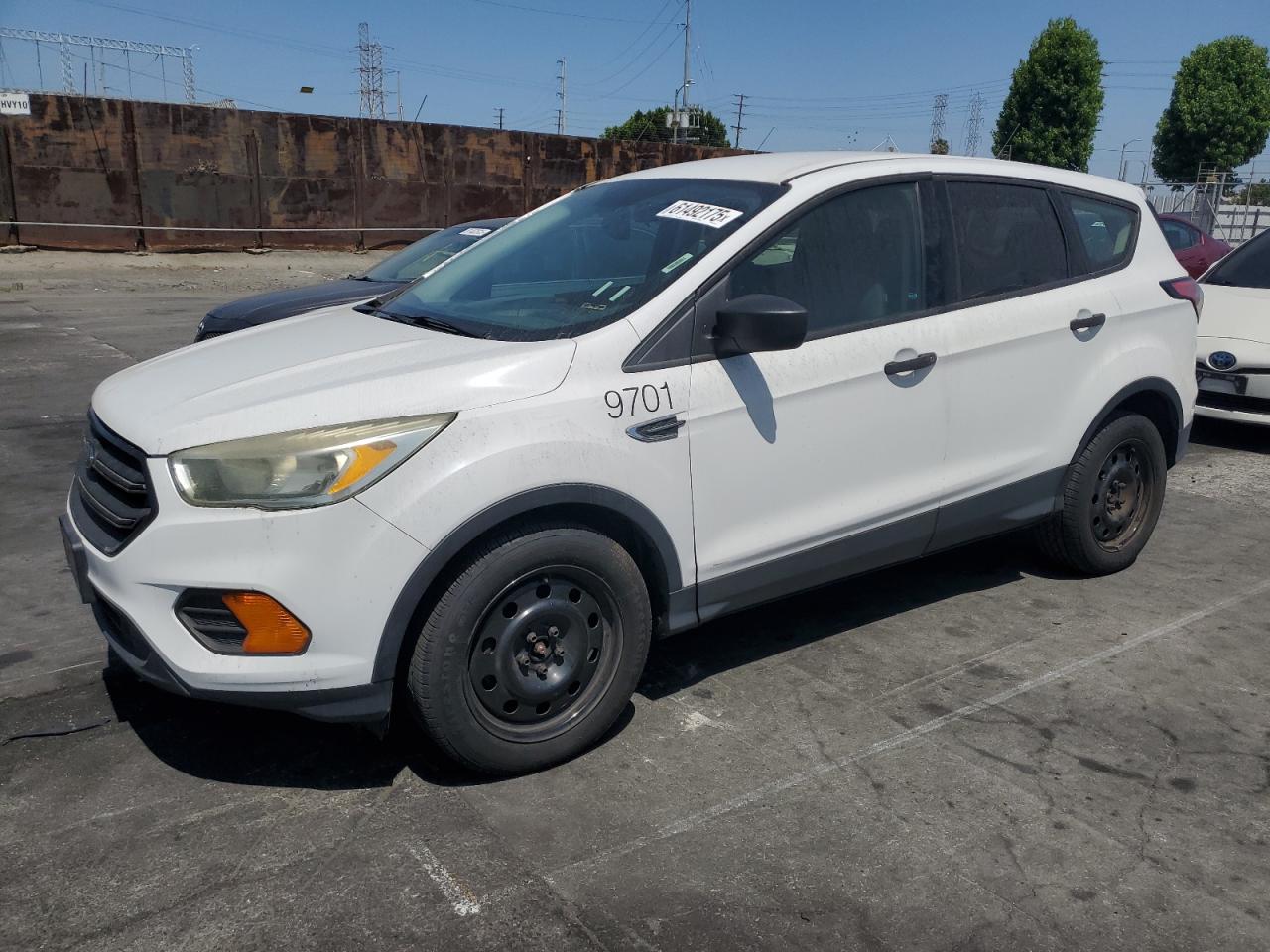 Wilmington, CA에서 판매 중인 2017 Ford Escape S - Minor Dent/Scratches