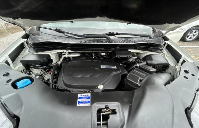 Паркетники HONDA PILOT 2016 Белы