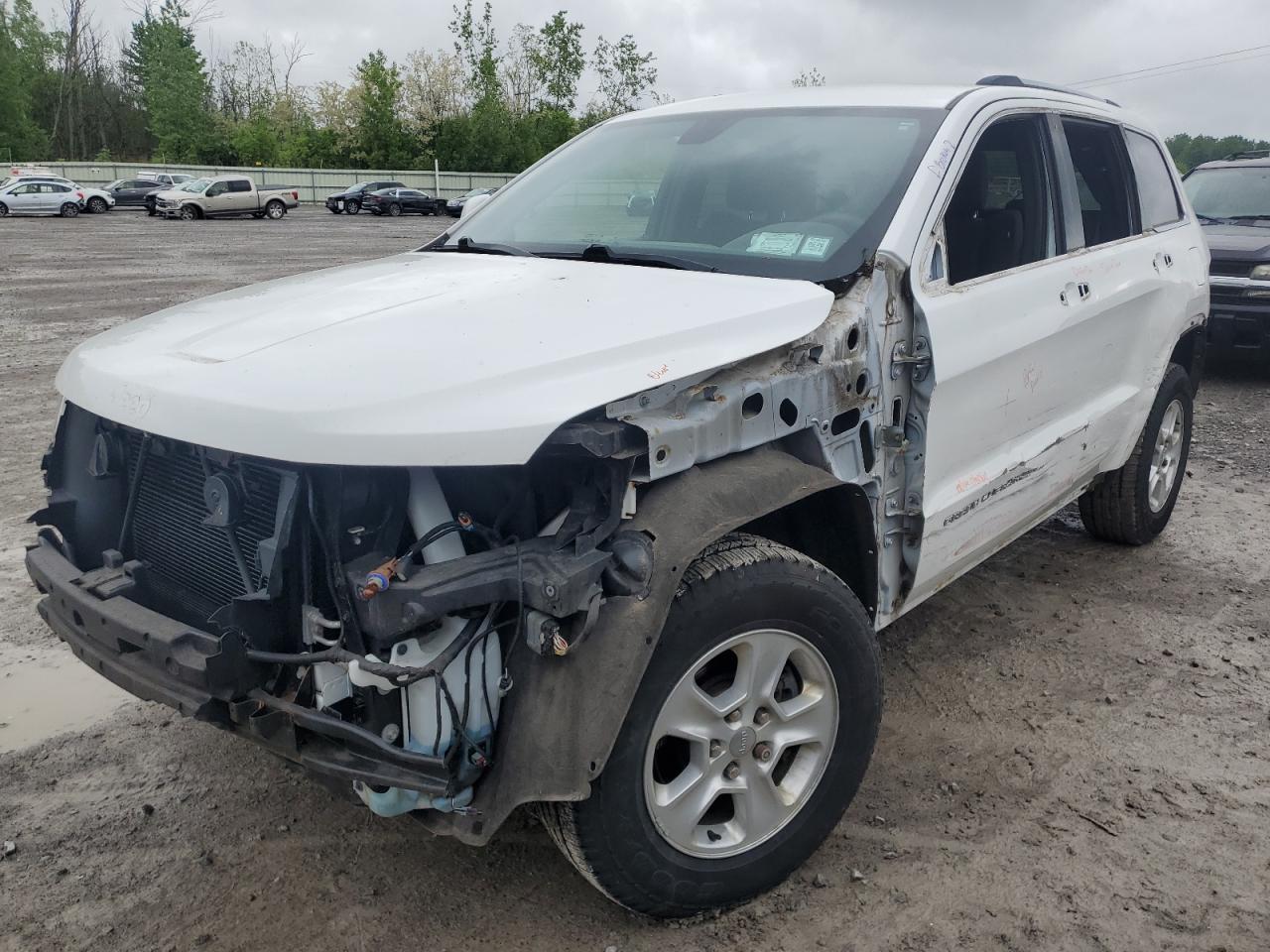 2014 Jeep Grand Cherokee Laredo na sprzedaż w Leroy, NY - Side