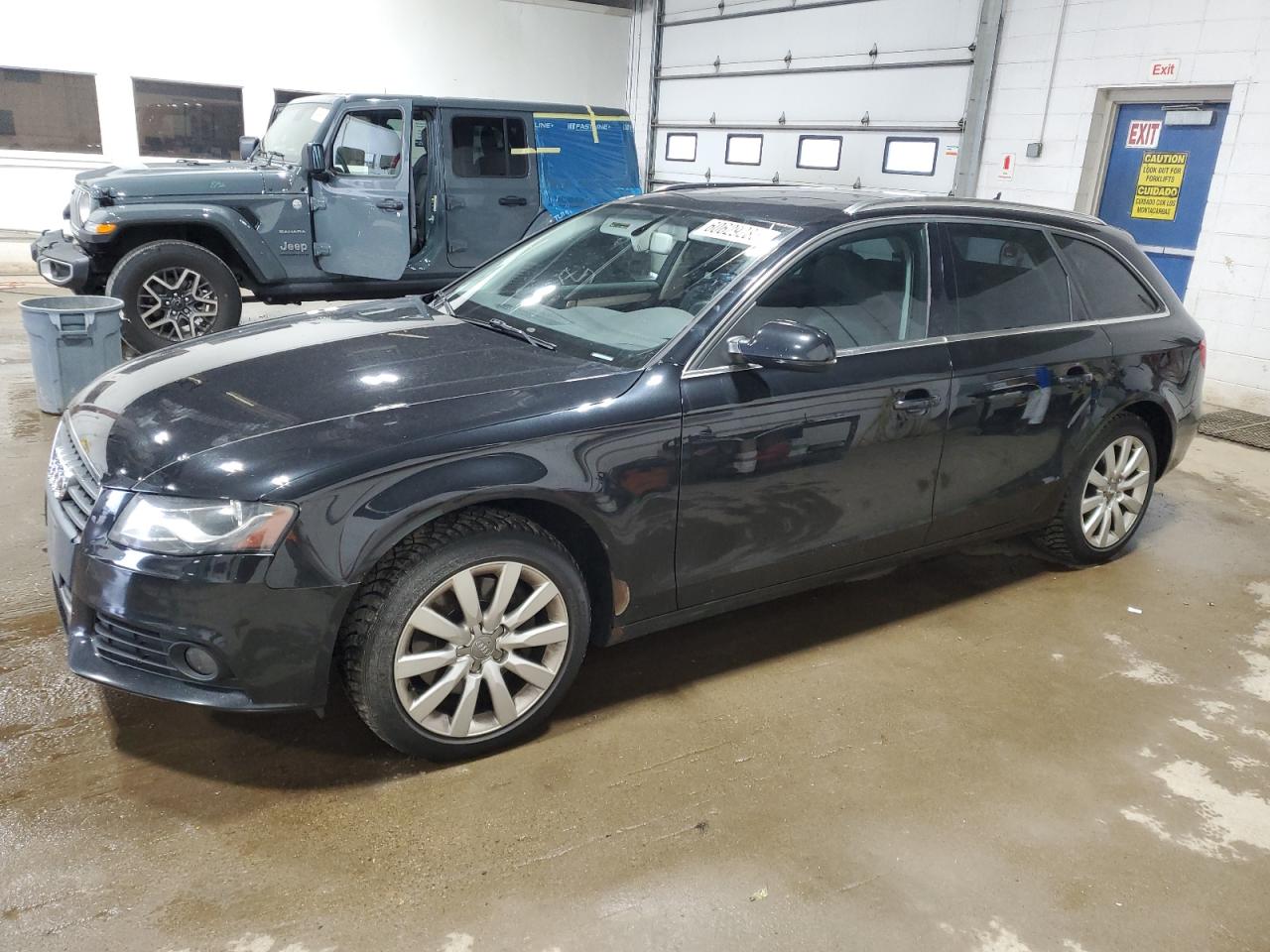2010 Audi A4 Premium Plus продається в Blaine, MN - Rear End