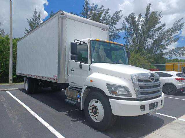 2019 Hino Hino 338   