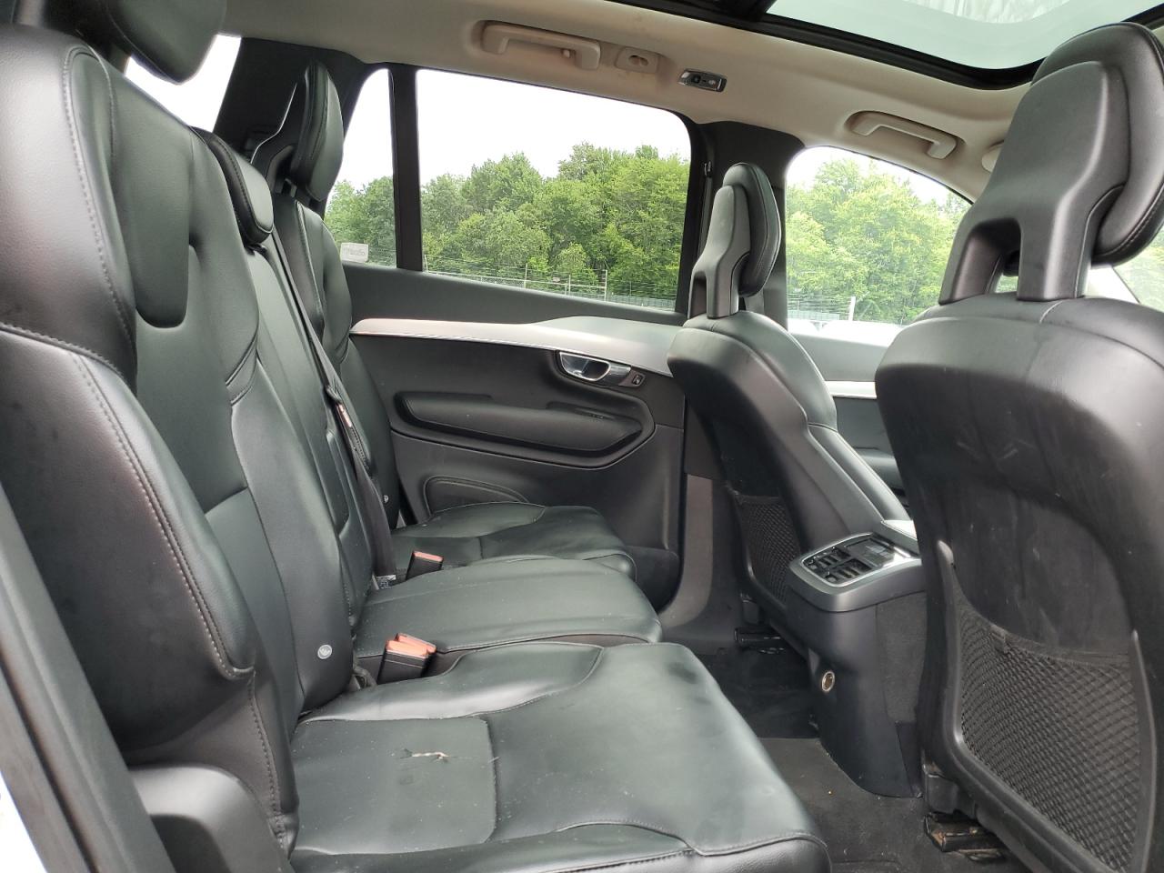 2018 Volvo Xc90 T5 VIN: YV4102PK1J1363813 Lot: 61366475