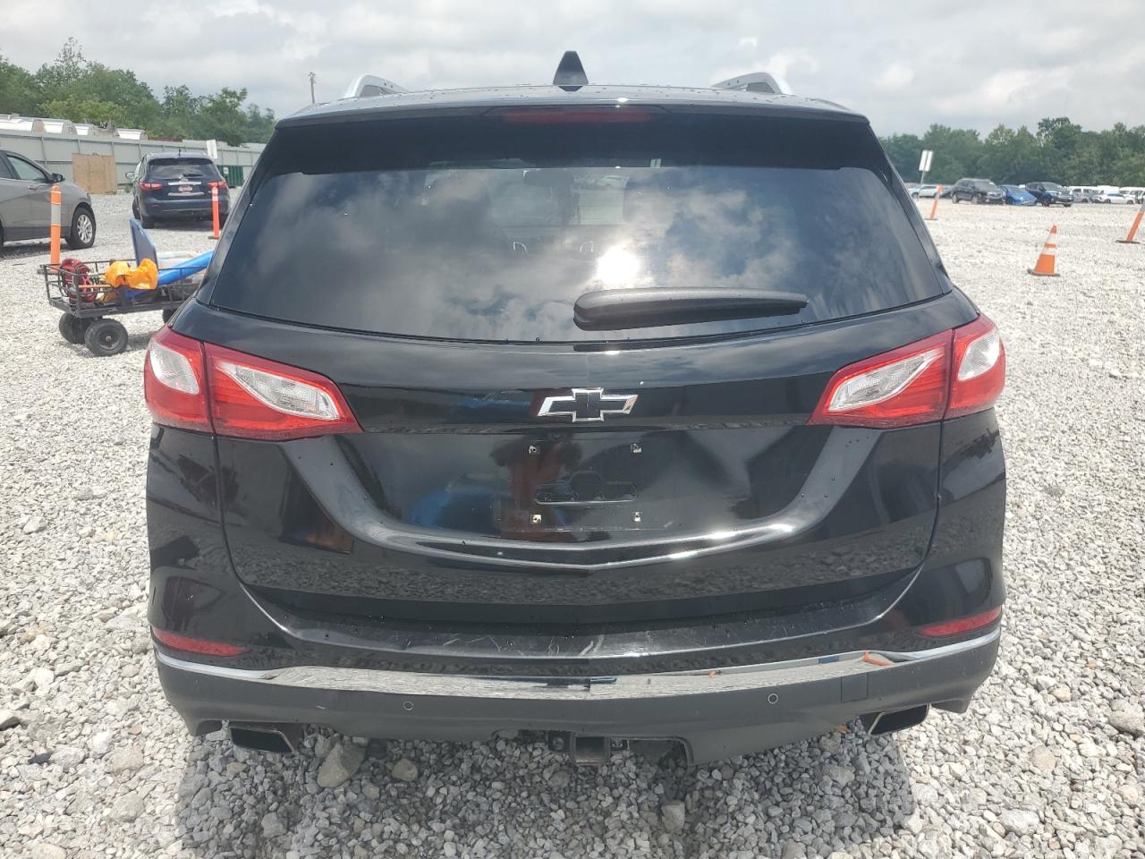 2018 Chevrolet Equinox Premier VIN: 2GNAXWEXXJ6195677 Lot: 63064815