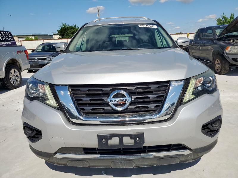 NISSAN PATHFINDER 2017 Srebrny