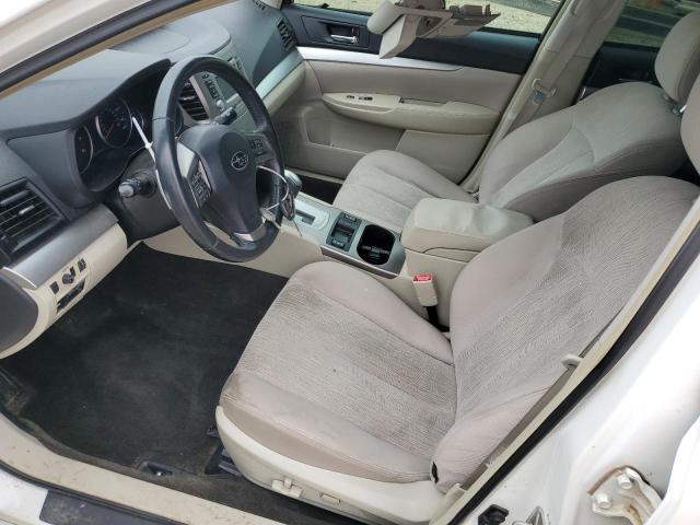  SUBARU LEGACY 2014 Biały
