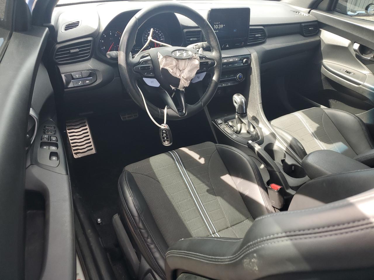 2022 Hyundai Veloster N VIN: KMHT36AH4NU013406 Lot: 60706625