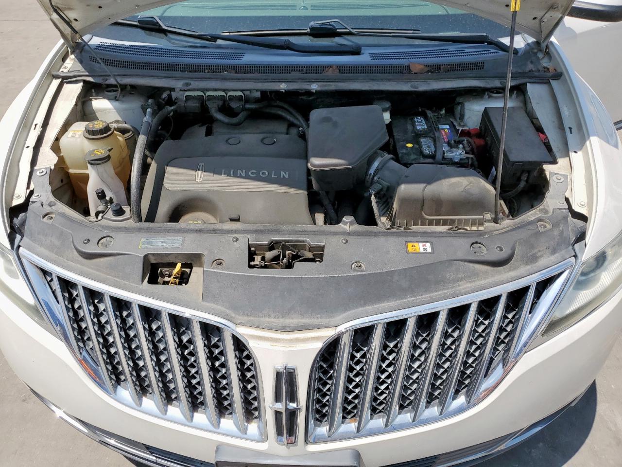 2011 Lincoln Mkx VIN: 2LMDJ8JK8BBJ30736 Lot: 59796095