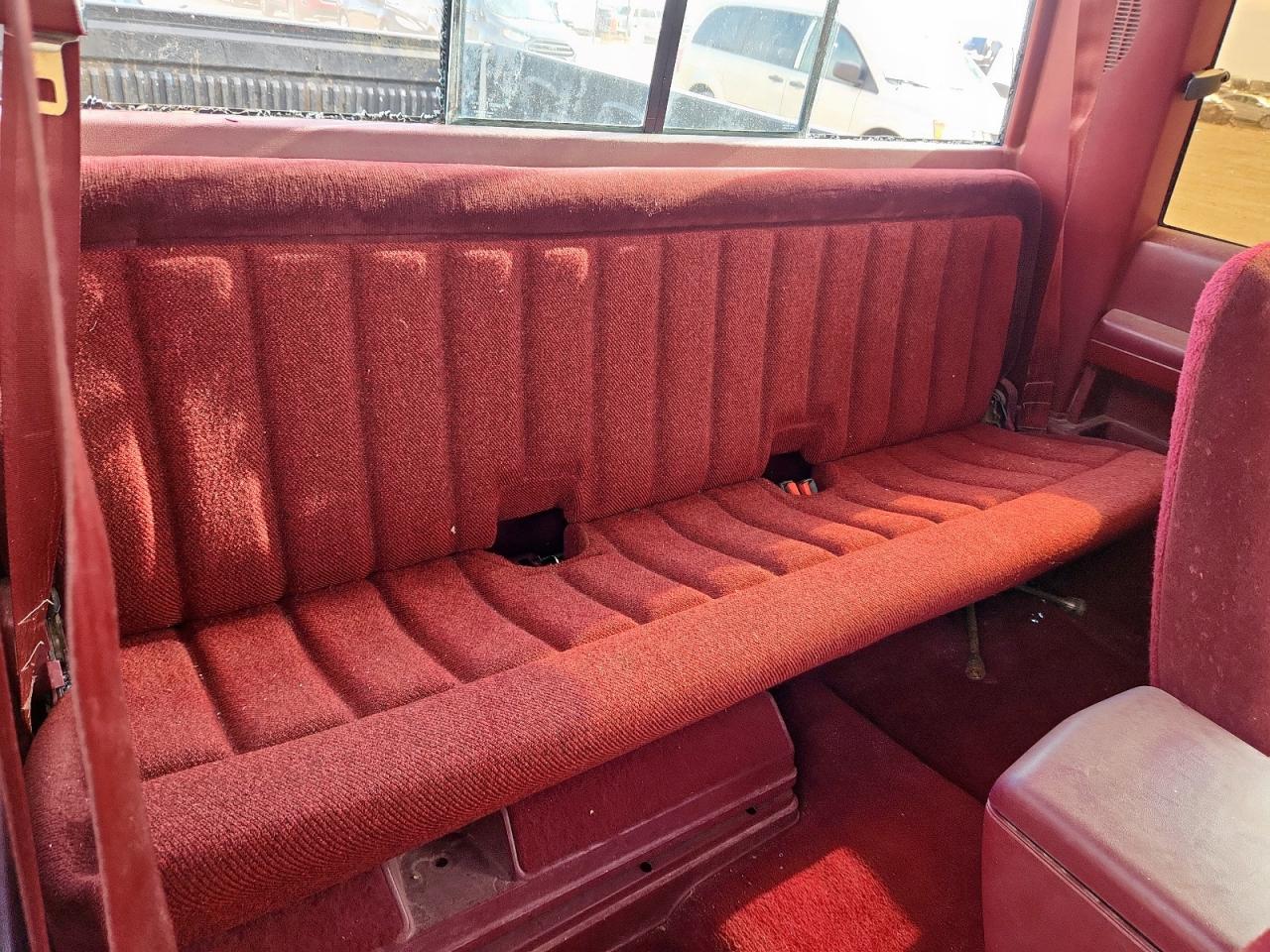 1989 Chevrolet Gmt-400 C1500 VIN: 2GCEC19K4K1219204 Lot: 61395365