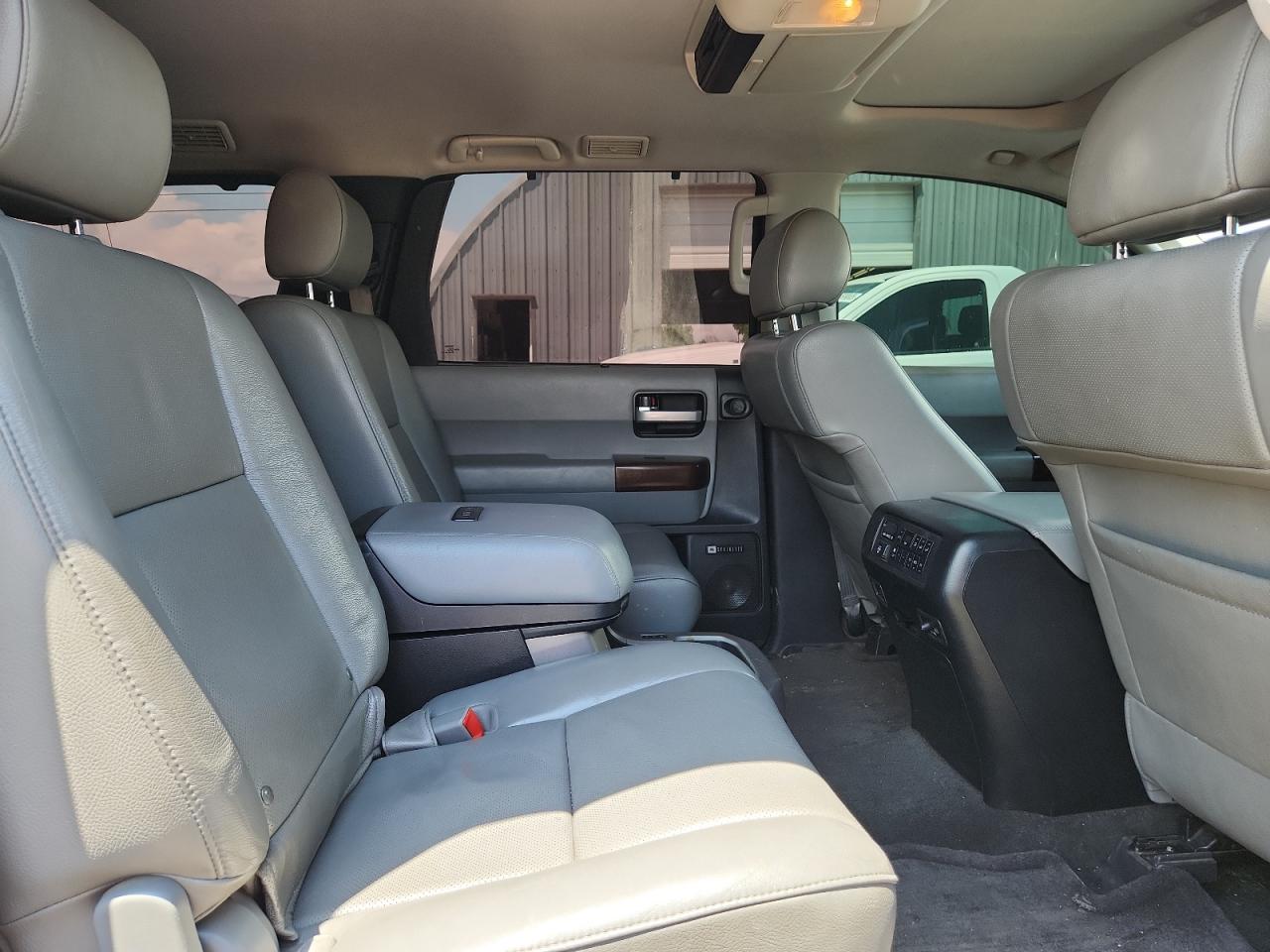 2012 Toyota Sequoia Platinum VIN: 5TDDW5G16CS071698 Lot: 59729575