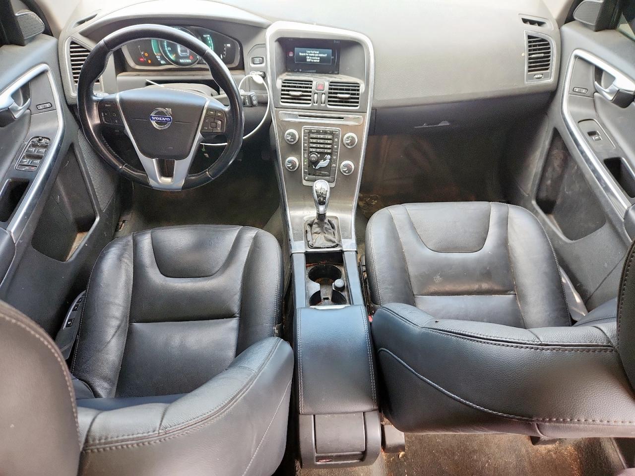 2015 Volvo Xc60 T5 Premier VIN: YV4612RK6F2659847 Lot: 62906085