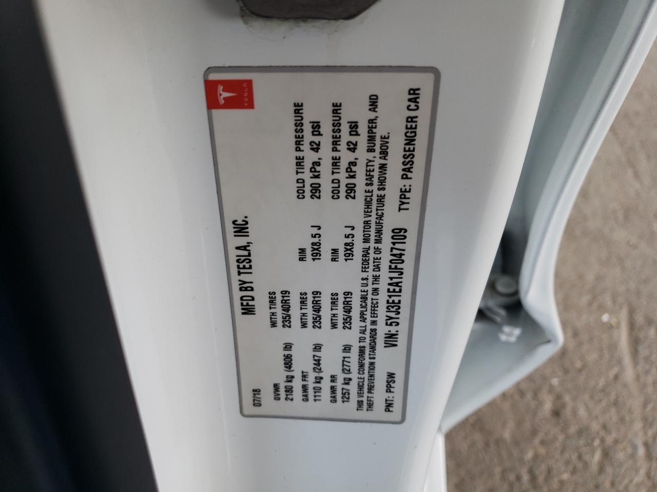 2018 Tesla Model 3 VIN: 5YJ3E1EA1JF047109 Lot: 62790505