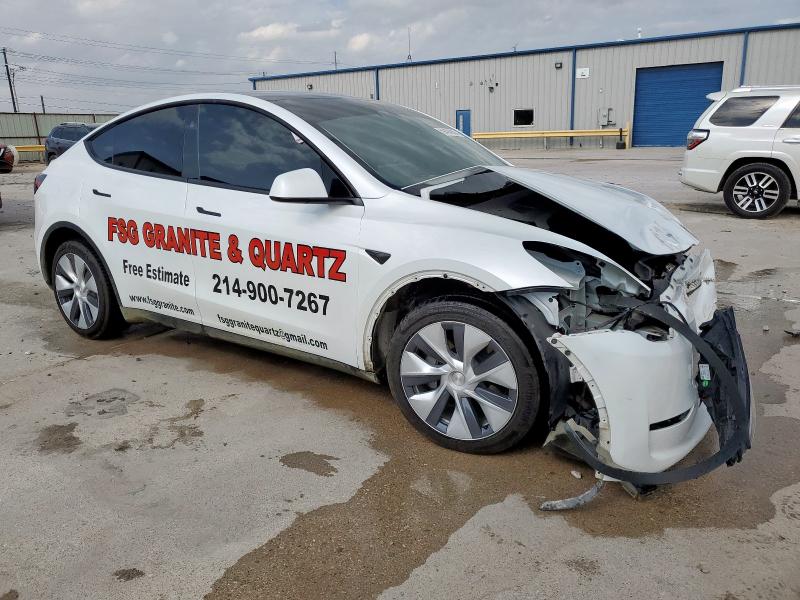  TESLA MODEL Y 2024 Biały